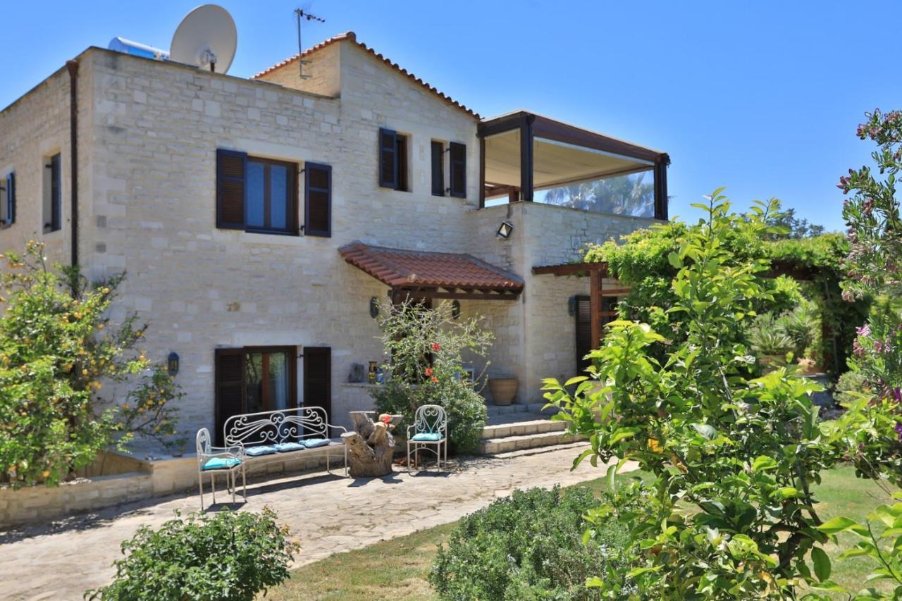 Villa Harmony, Steinvilla Prinés Exterior photo